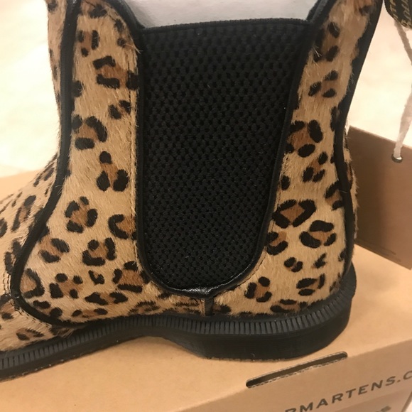New Dr. Martens leopard Flora On Chelsea boots 5 - Picture 5 of 9